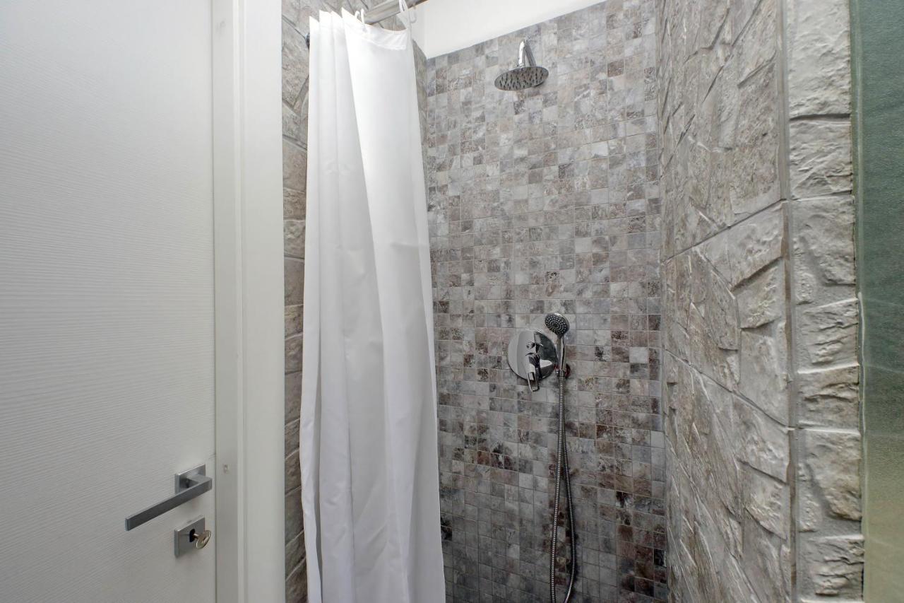 Katia Charme Apartment Рим Екстериор снимка